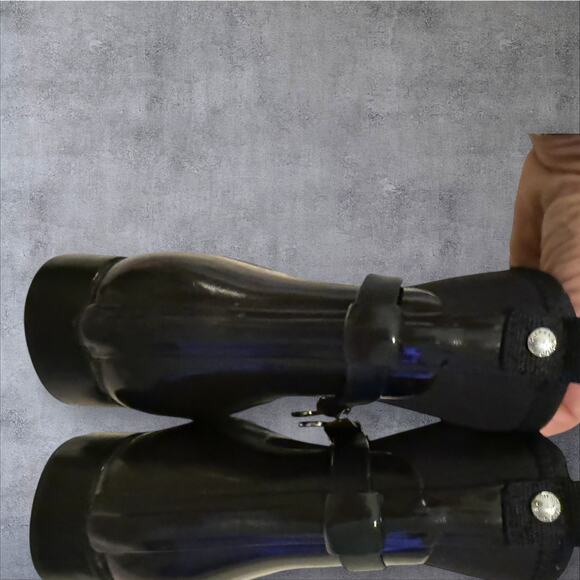 NWOT Michael Kors Black Waterproof Mid Ankle Glossy Boots. 6 - Picture 9 of 13